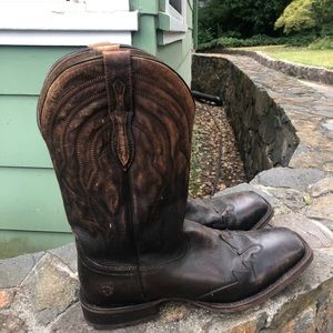 Men’s cowboy boots